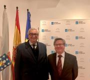 2. O profesor, escritor e conferenciante José María Peláez co coordinador de Actividades da Casa Ramón Jiménez.