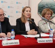7. Na presentación,  o delegado da Xunta en Madrid José Ramón Ónega coa presidenta Ana Pastor e Pilar Cernuda.
