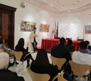 O representante de  Murph, Román Iglesias, durante a súa exposición aos alumnos da  EFA. jpg