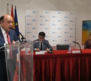 Julio Lage, na presentación inicial do acto.