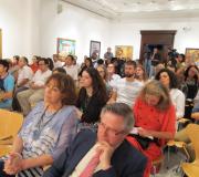 Numeroso público acudiu á presentación do Congreso.