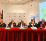 2. Na mesa, Javier Valle Inclán, Darío Villanueva, José Ramón Ónega, Ángel Peláez e Carlos Reigosa.