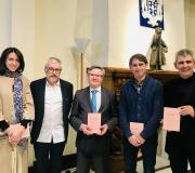4. De esquerda a dereita, a artista iraniana Shirin Salehi, o xornalista Alfonso Armada, o coordinador de Actividades Ramón Jiménez, o traballador humanitario Gonzalo S. Terán e o editor Moncho Conde-Corbal.