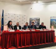 5. Na mesa, Shirin Salehi, Alfonso Armada, Ramón Jiménez,  Gonzalo S. Terán e Moncho Conde-Corbal.