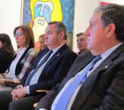 A deputada autonómica Raquel Arias, o delegado da Xunta en Lugo, José Manuel Balseiro, e o embaixador de Argentina, Federico Ramón Puerta.