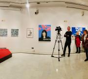 4. Panorámica do acto de inauguración de PATAKARTE, exposición colectiva que combina obras de moi diferente factura.