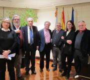 Os escritores Milagros Frías e Ramón Pernas, o delegado da Xunta, José Ramón Ónega, o escritor e exministro César Antonio Molina, o autor da novela, Ramón Loureiro, a editora Laura Rodríguez e o crítico literario Ángel Basanta.