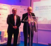 2. O delegado da Xunta en Madrid e director da Casa, José Ramón Ónega, dá a benvida ao acto de presentación do congreso, co Dr. Ramón Ares.
