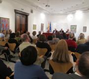 A presentación do libro foi seguida por numeroso público.
