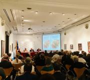 3. Máis dun centenar de persoas acudiron á presentación do libro de Alfonso García López.