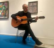 8. Tamén estivo presente a música de autor, a cargo de Emilio Rúa, que xa acudiu á Casa en anteriores edicións.jpg