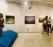 6. Panorámica da Sala A con intervenientes e asistentes á inauguración da mostra de Ramírez.