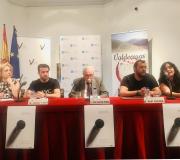 2. Na mesa, Araceli Fernández, Jhon Varo, o delegado da Xunta en Madrid José Ramón Ónega, Xavi Castro e Olalla Rodríguez.