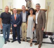 José García-Calvo, Ramón Jiménez, Xaquín López, Esperanza Martínez de Salinas (autora xunto a Pilar Quintás da mostra de pintura que se exhibe na Casa) e Moncho Conde-Corbal. Día no que se dá a rareza de que na Casa coinciden dous actos (libro e exposición de pintura) co mesmo título: "O noso camiño".jpg