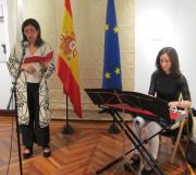 Francisca García Jáñez recitou algúns dos seus "haikus" acompañada ao teclado por Ana García Betrán.