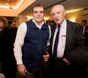 O escultor Paco Leiro e o delegado da Xunta, José Ramón Ónega.