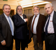 Os escritores José Manuel Otero Lastres, Ramón Pernas e Alfredo Conde e o delegado da Xunta José Ramón Ónega.