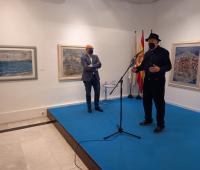 Celso Varela estuvo acompañado en la inauguración de su exposición de pintura por Jesús Navazo, vicesecretario de Presidencia de la Xunta de Galicia